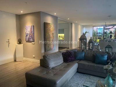Apartamento de 3 alcobas en arriendo en Las Lomas, Medellín, 315 m² · foto 13 de 20