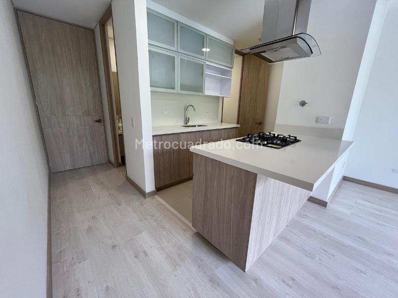 1BR Apartment in El Retiro (73 m²) - 5