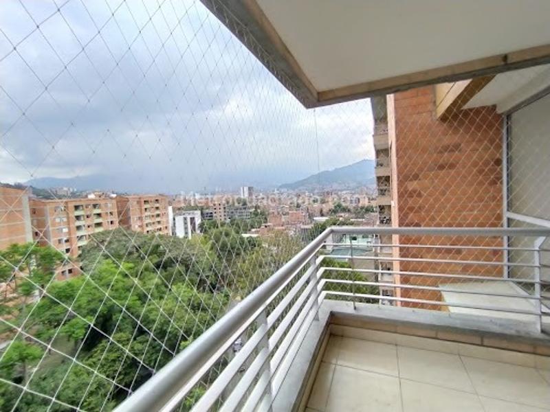 3BR Apartment in Loma Del Escobero Envigado (107 m²)