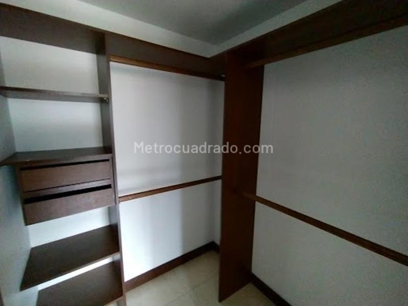 Apartamento en Arriendo, Loma Del Escobero Envigado, Envigado - 2