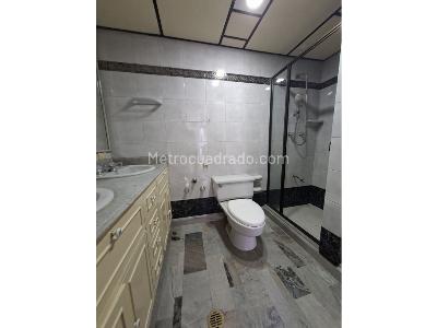 Apartamento de 5 alcobas en venta en Parque Bolivar, Medellín, 236 m² · foto 18 de 19