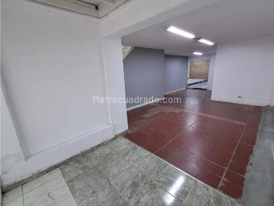 Casa de 5 alcobas en venta en Calasanz, Medellín, 198 m² · foto 7 de 20
