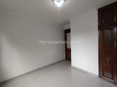 Apartamento de 3 alcobas en arriendo en Loma Del Indio, Medellín, 87 m² · foto 5 de 20