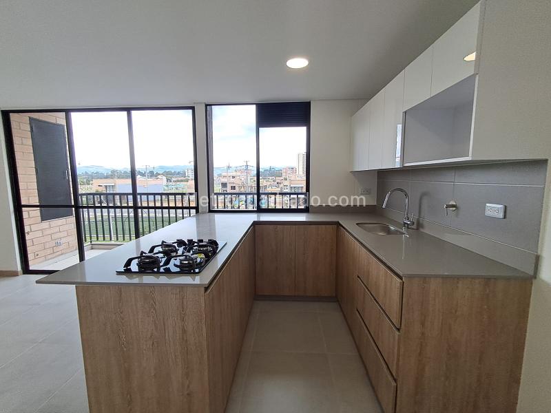 2BR Apartment in San Antonio De Pereira (66 m²) - 2