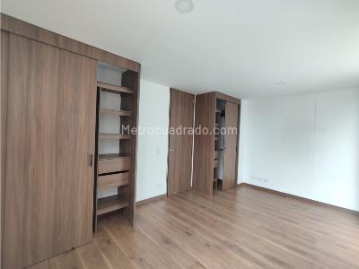 Apartamento de 2 alcobas en venta en Via San Antonio, Rionegro, 71 m² · foto 2 de 16