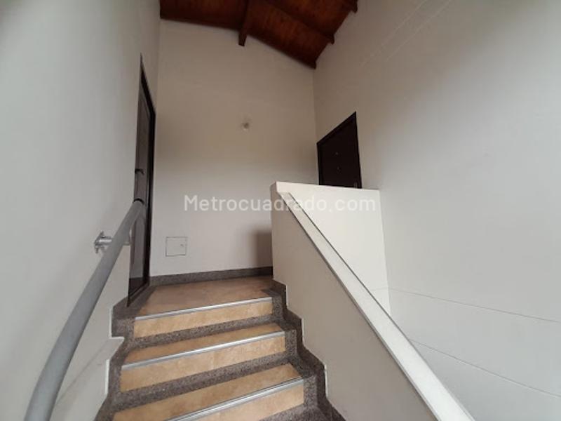 Cozy 1BR Apartment in La Castellana - 9
