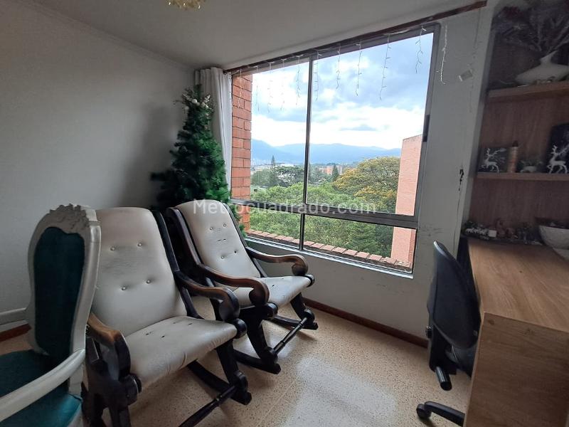 Apartamento Amplio de 3 Alcobas en Belén La Mota - 2