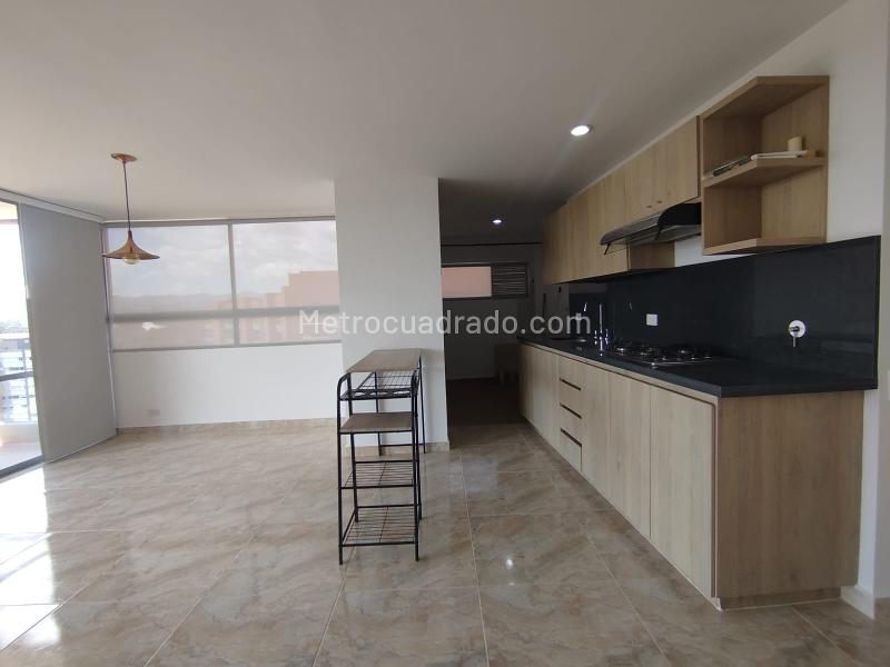 Apartamento en Arriendo, Barro Blanco Rio Negro, Rionegro - 2