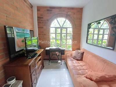 Casa de 5 alcobas en arriendo en Transversal Intermedia, Envigado, 200 m² · foto 6 de 20