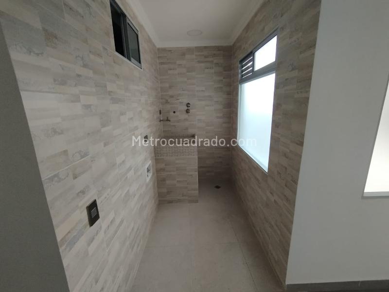 New 3BR Apartment for Rent in Cabañas, Bello - 8