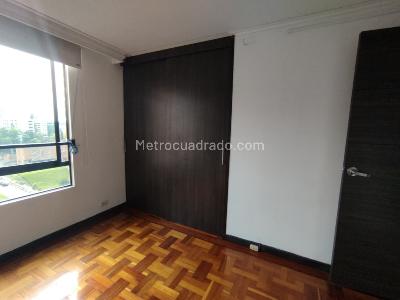 Apartamento de 3 alcobas en arriendo en Loma De Los Parra, Medellín, 150 m² · foto 11 de 20