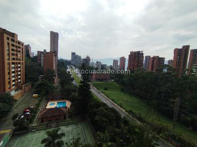 Apartamento de 3 alcobas en arriendo en Loma De Los Parra, Medellín, 150 m² · foto 17 de 20
