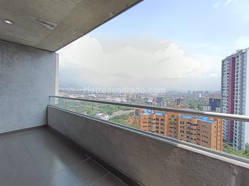 Spacious 3BR Apartment in Santa Maria De Los Angeles - 4