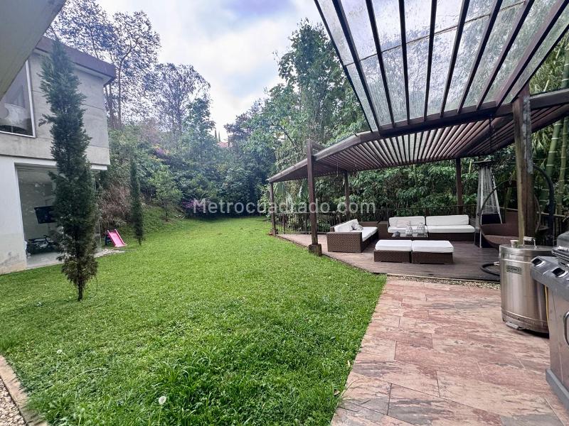 Casa Moderna de 4 Alcobas con Vistas a la Ciudad en Los Balsos, El Poblado - 7