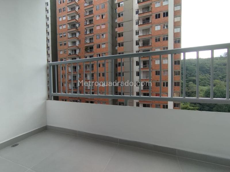 Apartamento en Arriendo, Loma San Jose Sabaneta, Sabaneta - 2
