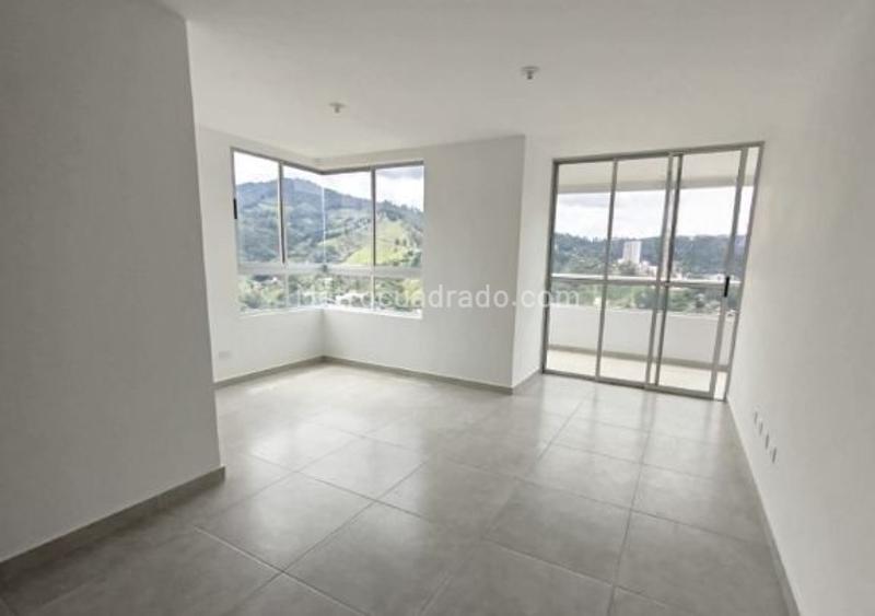 Apartamento de 3 habitaciones en la parte alta de Aves María - 5