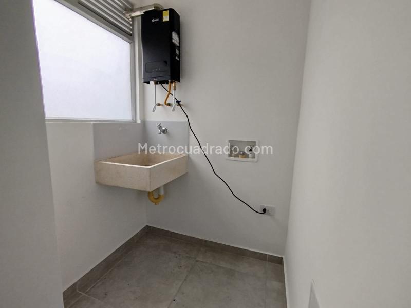 Apartamento de 3 habitaciones en la parte alta de Aves María - 6