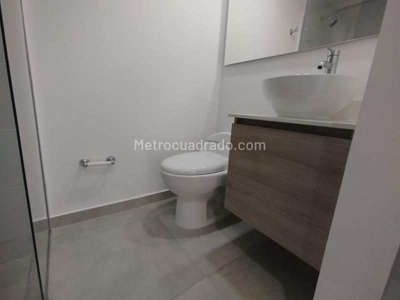 Apartamento de 3 habitaciones en la parte alta de Aves María - 8