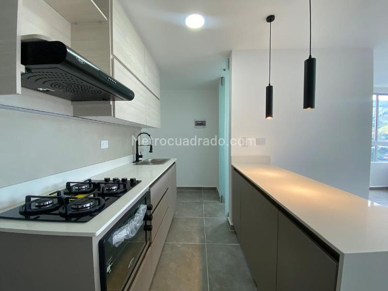 3BR Apartment with Amenities in Aves María (Sabaneta) - 4