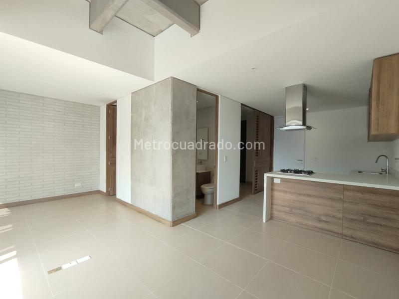 Loft-Style 1BR Apartaestudio for Rent in Ciudad del Río - 4