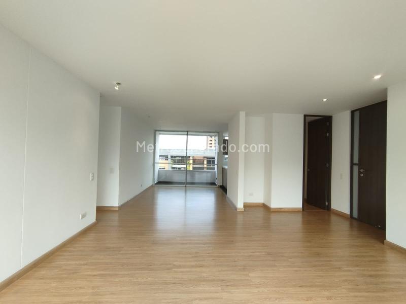 Apartamento en Arriendo, La Abadia, Envigado - 2