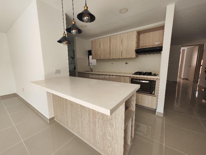 Stylish 3BR Apartment in Laureles Medellin - 2