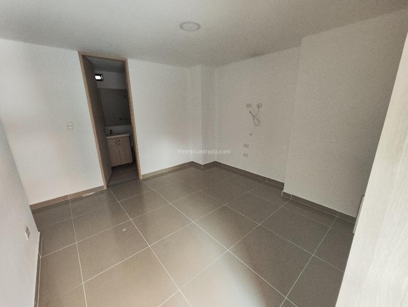 Stylish 3BR Apartment in Laureles Medellin - 6