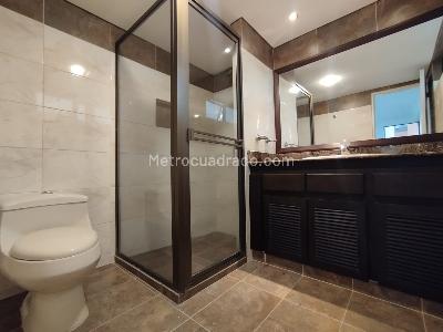 Apartamento de 3 alcobas en arriendo en Las Lomas, Medellín, 143 m² · foto 3 de 20