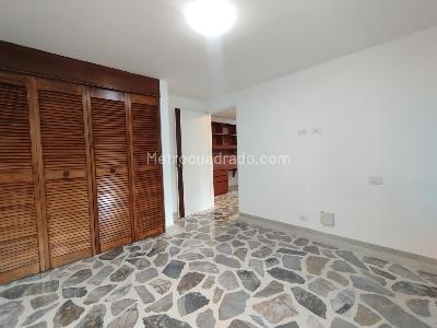 Apartamento de 3 alcobas en arriendo en Las Lomas, Medellín, 143 m² · foto 6 de 20