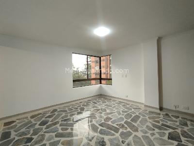 Apartamento de 3 alcobas en arriendo en Las Lomas, Medellín, 143 m² · foto 7 de 20