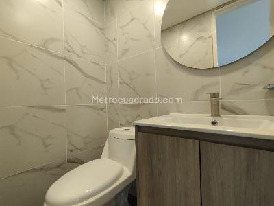 Apartamento de 3 alcobas en arriendo en Las Lomas, Medellín, 143 m² · foto 16 de 20