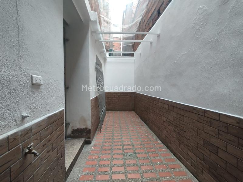 0BR House in Andalucia (190 m²)