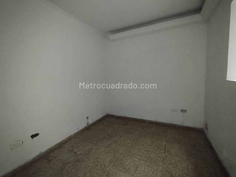 0BR House in Andalucia (190 m²) - 4