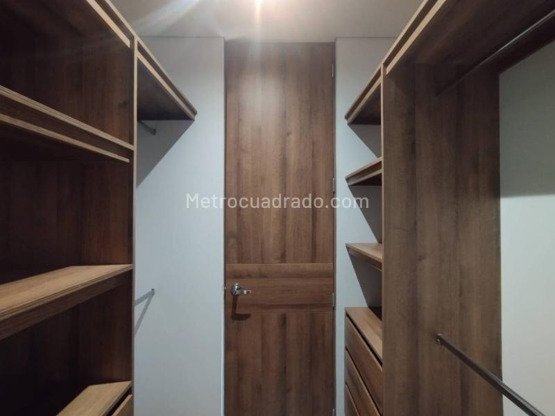 Loft-Style 1BR Apartaestudio in Ciudad del Río for Rent - 7