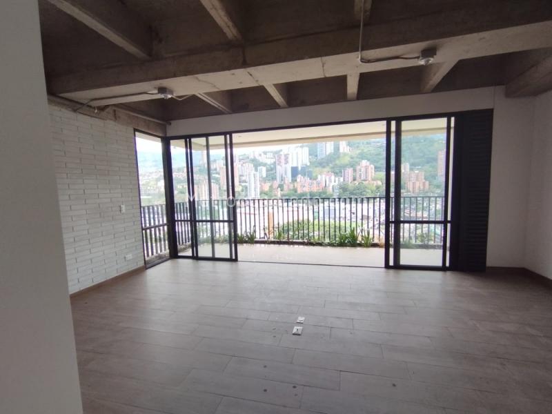 Estudio Tipo Loft Moderno de 1 Alcoba en Ciudad del Río - 5