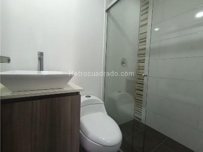 Apartamento en venta en Laureles, Medellín · foto 11 de 16
