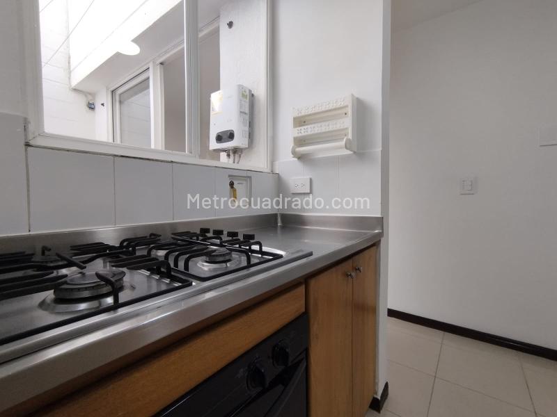 Casa acogedora de 3 alcobas en arriendo en Suramérica, La Estrella - 4