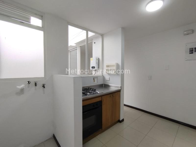 Casa acogedora de 3 alcobas en arriendo en Suramérica, La Estrella - 7