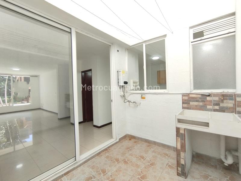 Casa acogedora de 3 alcobas en arriendo en Suramérica, La Estrella - 9