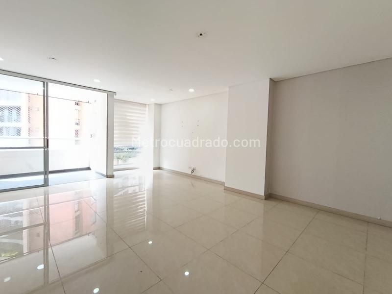 Spacious 3BR Apartment in Loma De San Julian