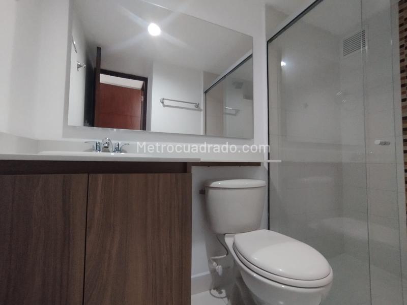 Apartamento Cómodo de 3 Alcobas en Loma de San Julián - 7