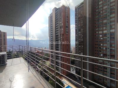 Apartamento de 1 alcoba en arriendo en El Tesoro, Medellín, 54 m² · foto 7 de 17