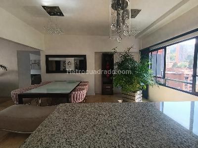 Apartamento de 3 alcobas en arriendo en Castropol, Medellín, 230 m² · foto 10 de 20