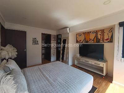 Apartamento de 3 alcobas en arriendo en Castropol, Medellín, 230 m² · foto 18 de 20