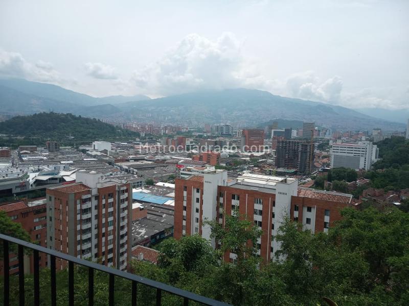 Apartamento de Lujo de 3 Alcobas en Las Palmas