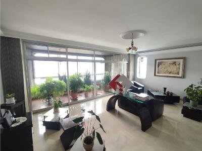 Apartamento en venta en Centro, Medellín · foto 2 de 20