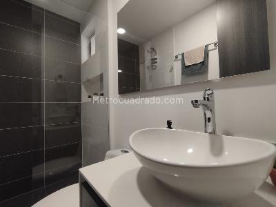Apartamento de 3 alcobas en arriendo en Ciudad Del Rio, Medellín, 78 m² · foto 3 de 19