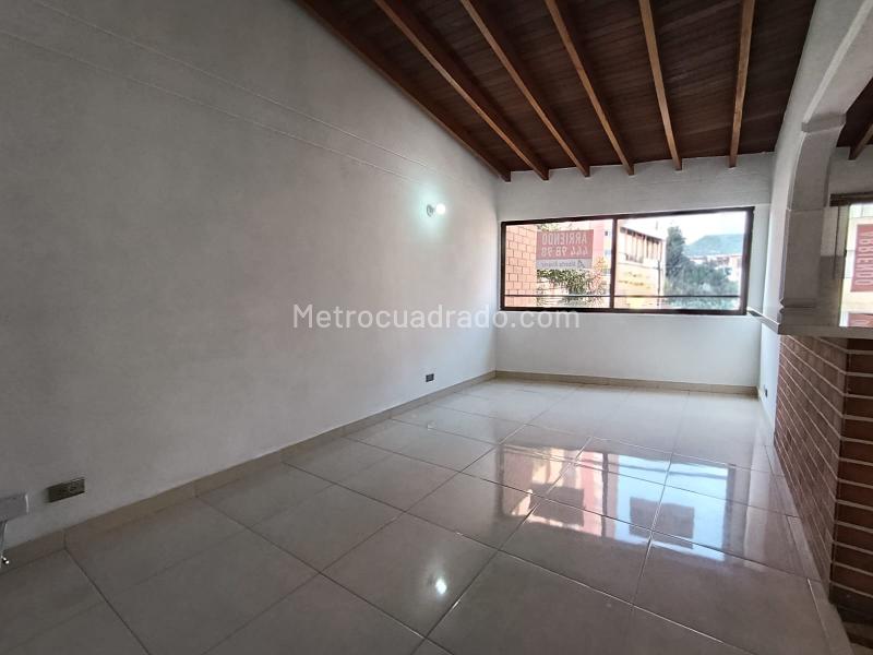 Apartamento de 2 Alcobas en La América con Portería 24/7 - 3