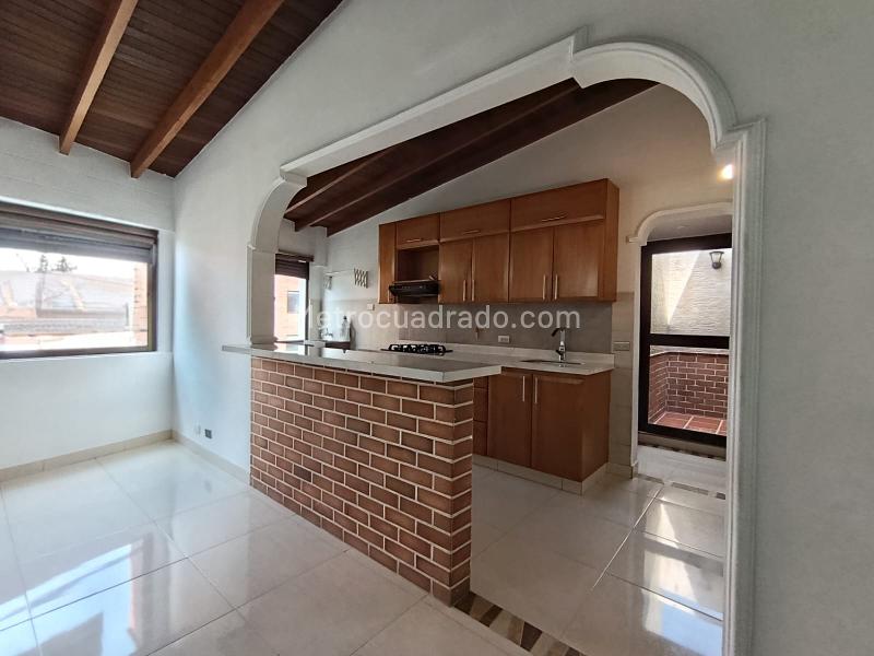 Apartamento de 2 Alcobas en La América con Portería 24/7 - 6