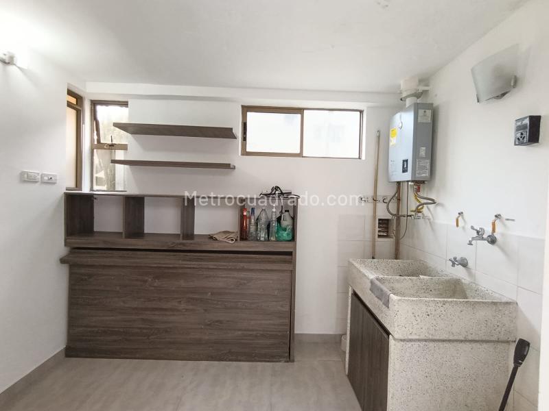 4BR House with Garden in Exclusive Los Balsos - 6